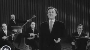 Вдоль по улице метелица метет. исп. Евгений Беляев  (1960-е)