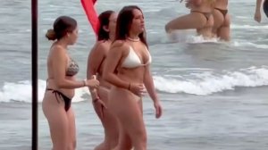 Девушки на море 🌞