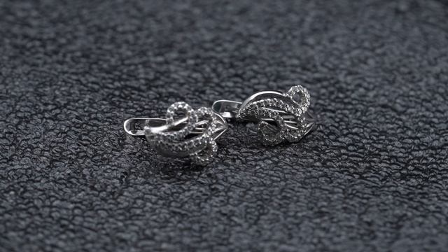 Серьги серебряные ( 2,32 г, Серебро, 925, вставка 0,08 г) код 230771