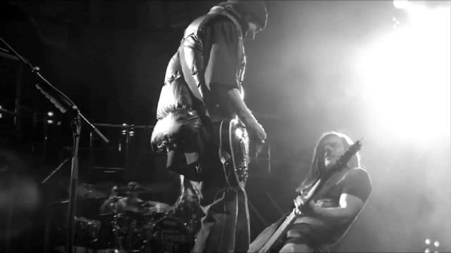 Tokio Hotel - Darkside Of The Sun (Official Music Video)