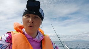 Эта рыба таскала нас по морю , как тузик грелку..