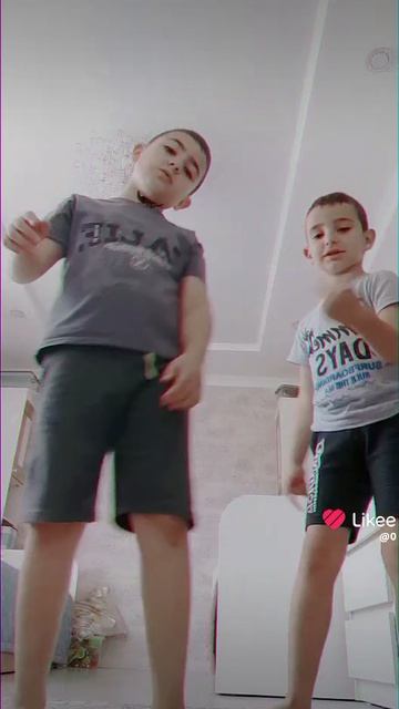 👬👬👬👬👬