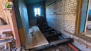 Полы для будущей ванной комнаты и котельни