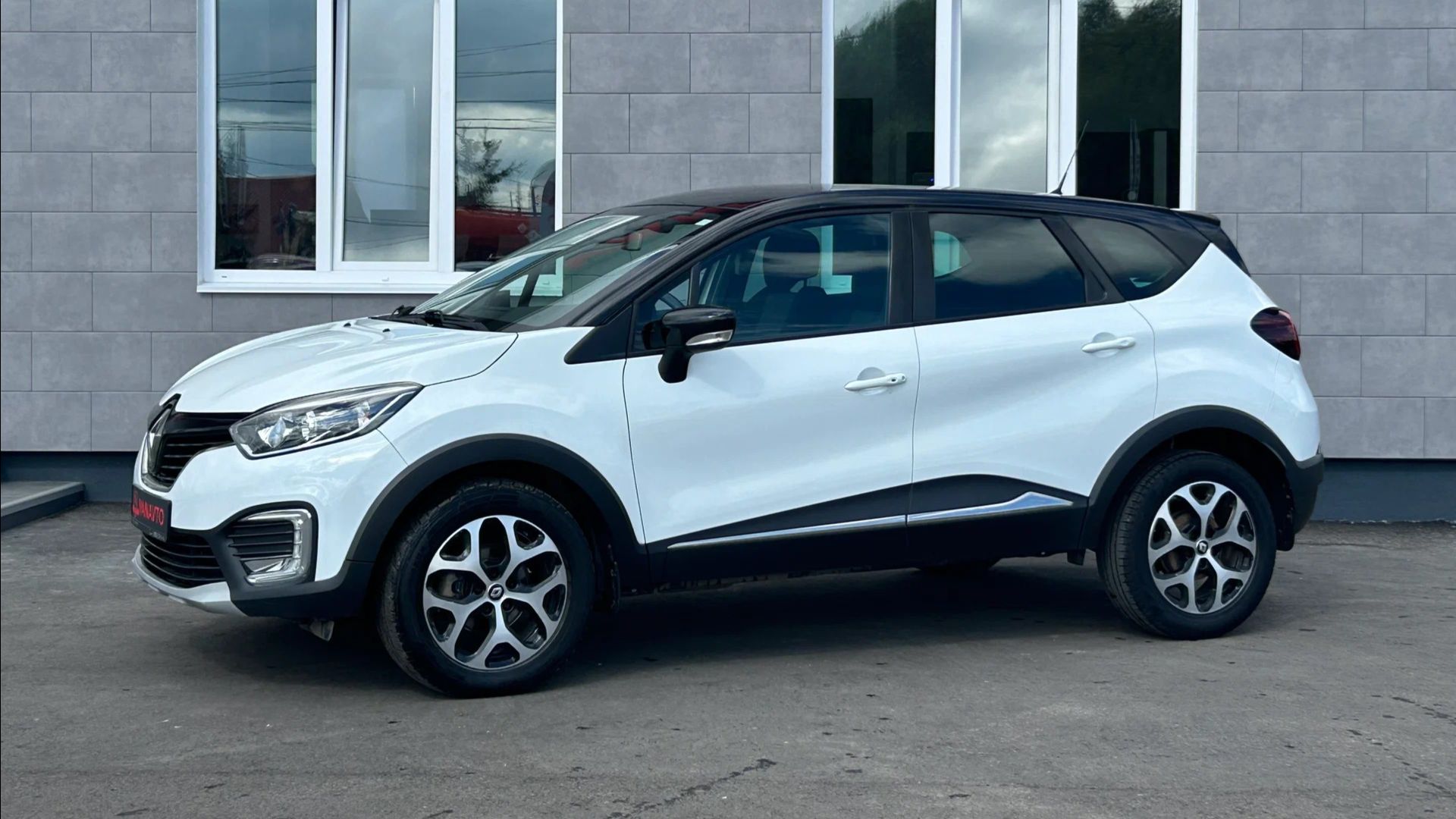 VANAVTO Renault Kaptur 2017  видео-обзор