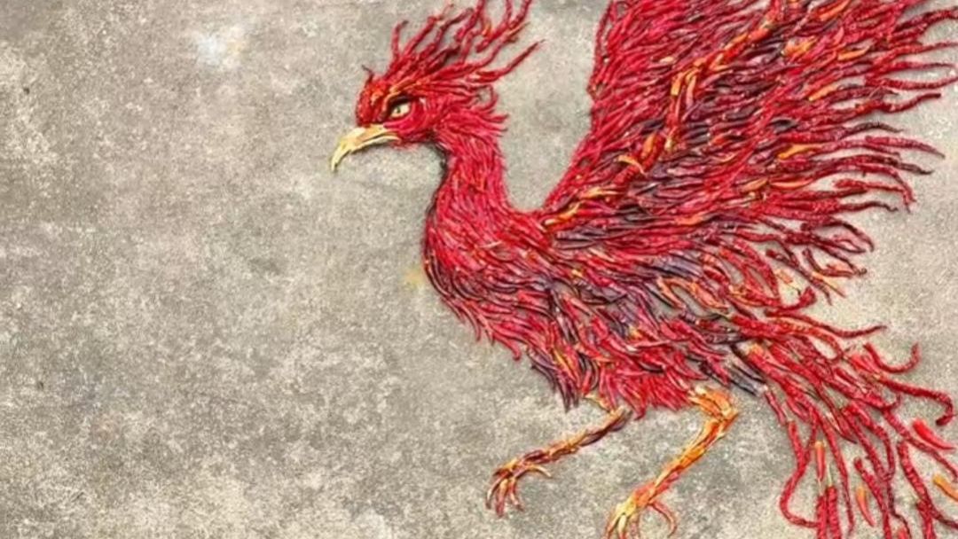 🐦🔥В Китае «вырастили» феникса из перца и кукурузы