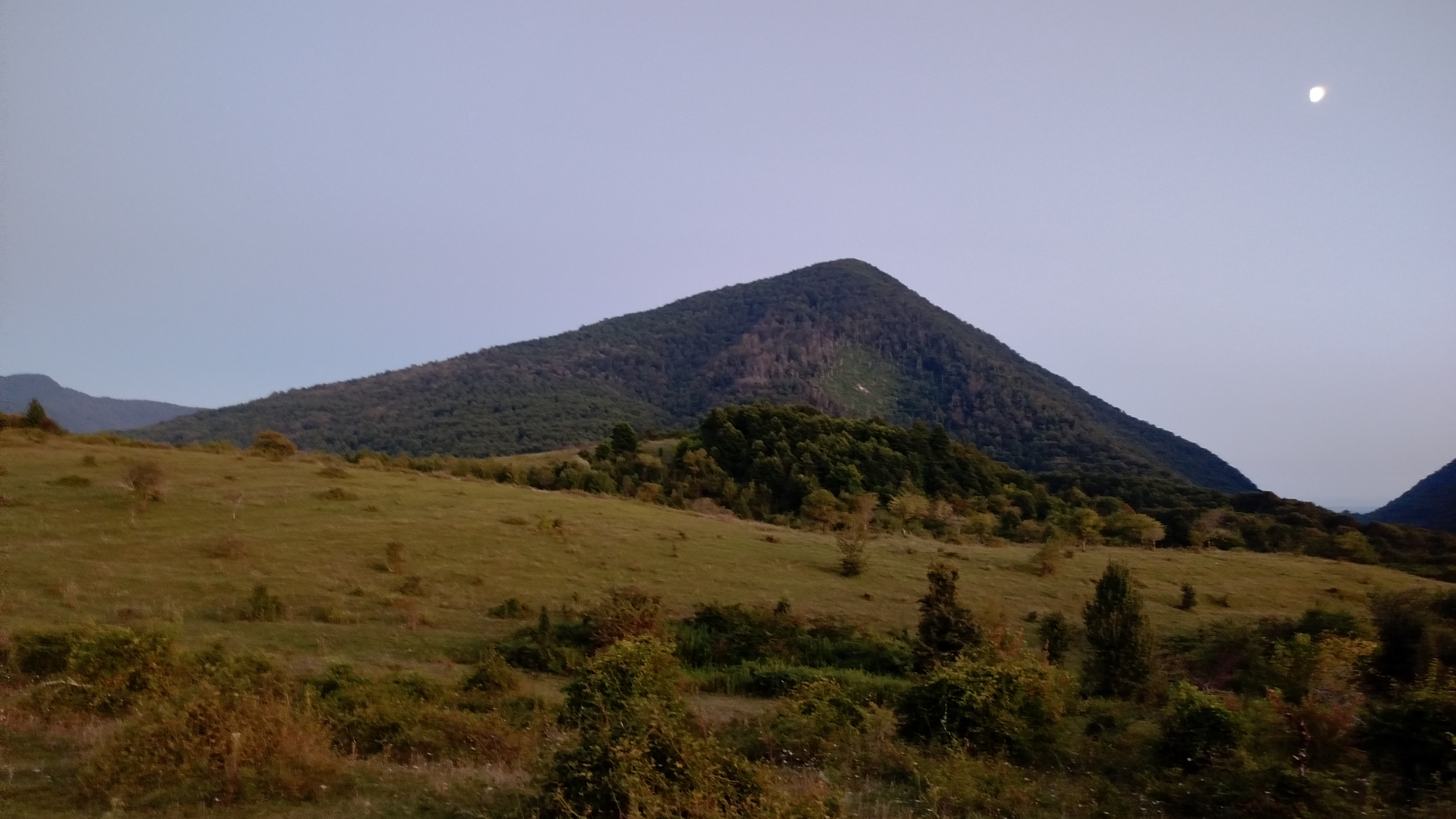 Гора сахарная голова