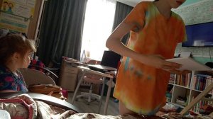 распаковка тетрадей для школы я иду в шестой класс напишите в комментарии кто из вас какой класс идё