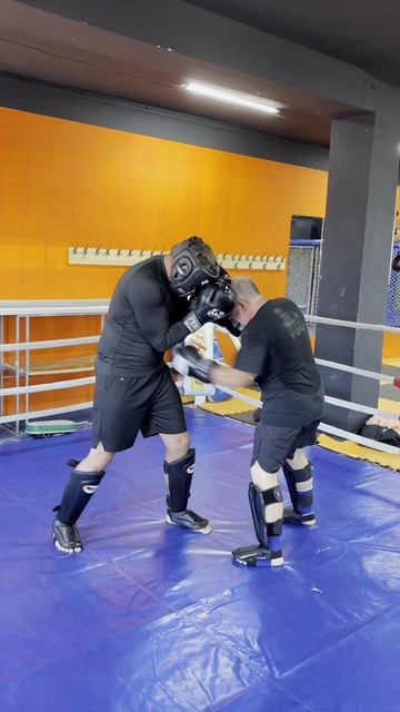 Ближний бой не хухры мухры,самая тяжелая в освоении дистанция 🥊