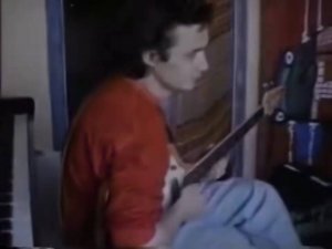 КИНО Репетиция у дома Георгия Гурьянова (05.1986)  (самая полная видеоверсия)