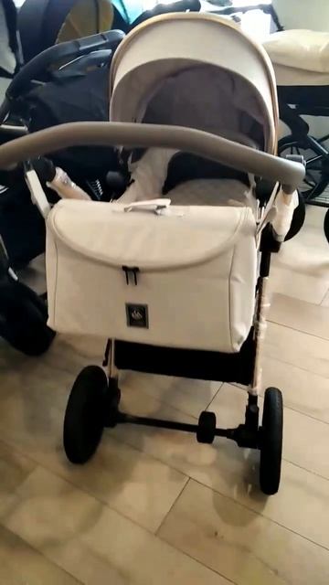 Обзор коляски Luxmom A6 цвет кремовый.