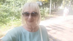 В ПАРК НА ПРОГУЛКУ С МУЖЕМ 🌳 КУПИЛИ МЕД 🍯