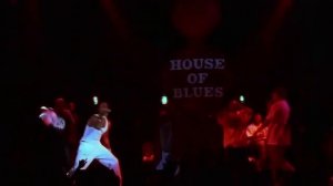 2Pac - Troublesome 96 & Hit 'em up ft. Outlawz (Live Official) - Orb (720p, h264)