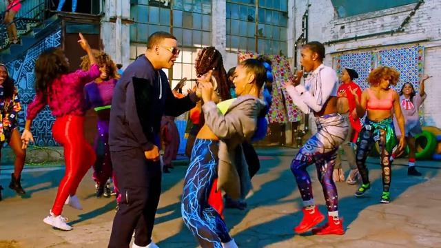 Daddy Yankee - Dura (Video Oficial)