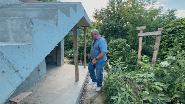 Строительство двухэтажного дома с цокольным этажом  перекрытие готово показываем этап 
