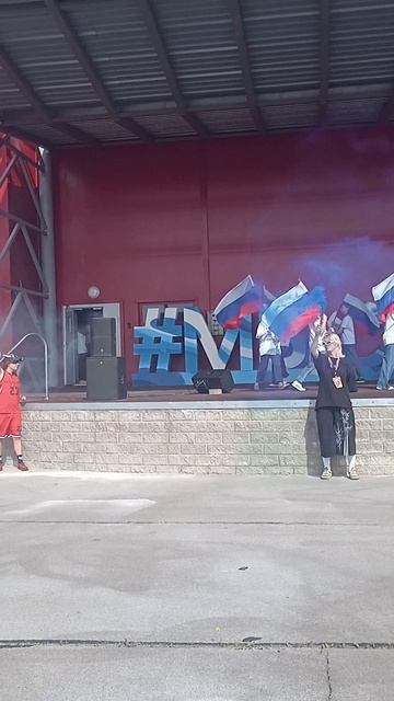отмечаем день государственного флага