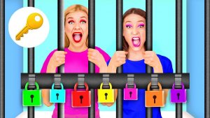 Побег из Комнаты Челлендж _ Смешные Cитуации