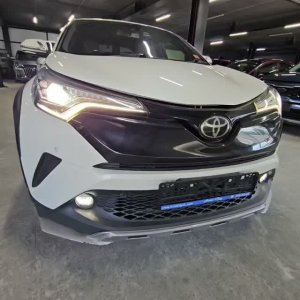 Toyota C-HR, 2018 года, 1.2 л., бензин, 116 л.с., 4WD, Комплектация 1.2 G-T Mode-Nero 4WD
