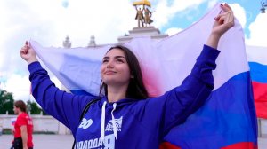 По всей России отмечают День государственного флага.