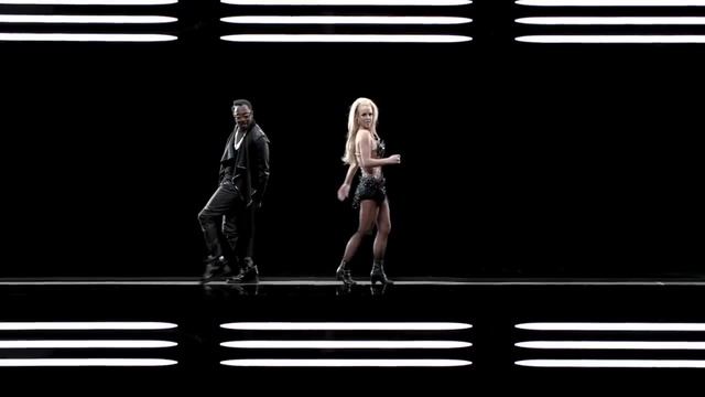 Will.i.am - Scream & Shout Ft. Britney Spears