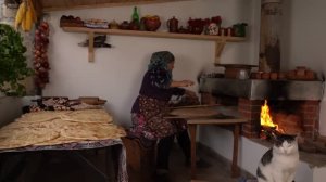 Kənd Həyatı. Деревенская выпечка на дровах — азербайджанские лепешки