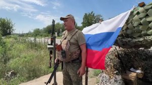 Военнослужащие полка «Башкортостан» опубликовали поздравление с Днем Государственного флага