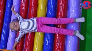 Ярослава в Развлекательном Центре для детей   play time at the indoor playground