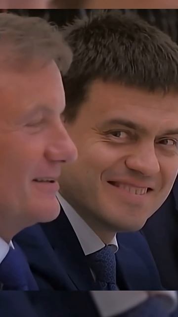 #Shorts Путин тонко намекнул главе Сбербанка об отставке