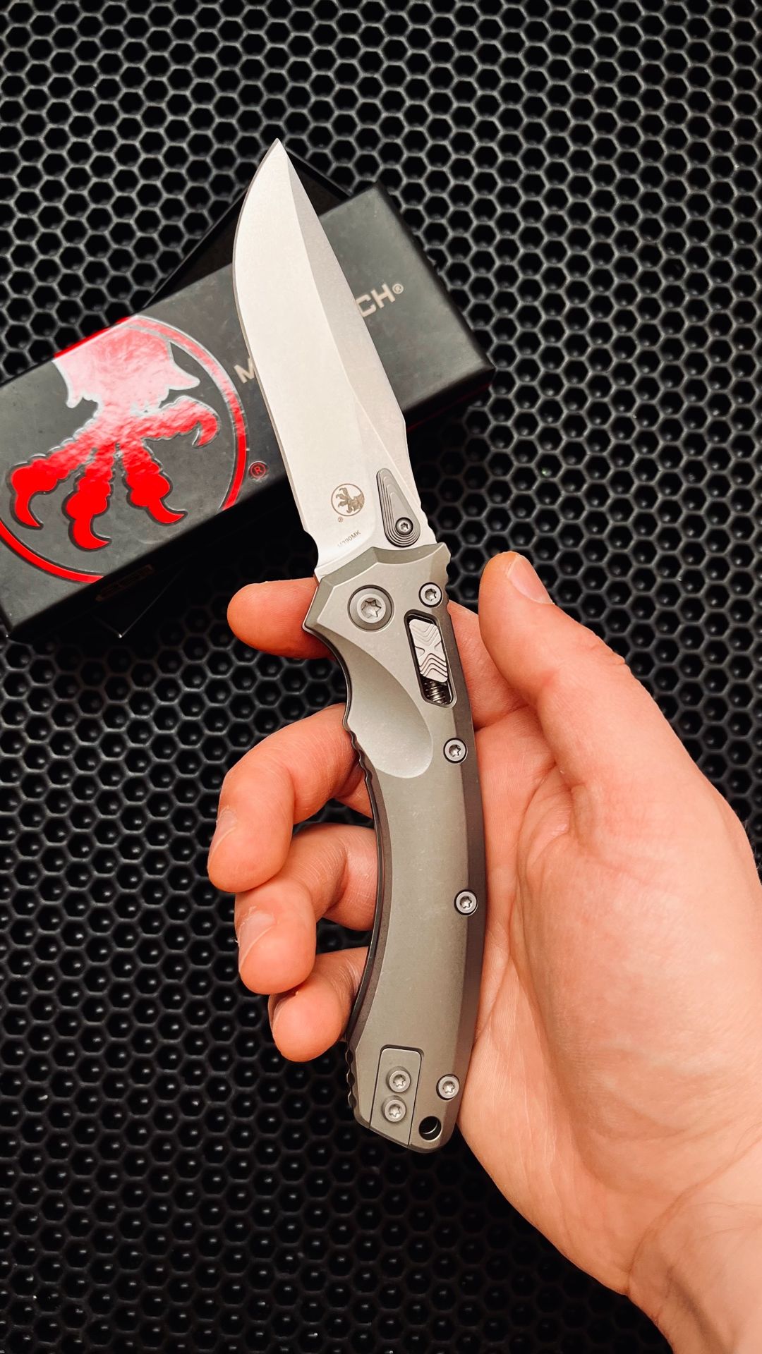 Нож Microtech Amphibian Titanium