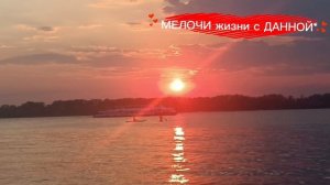**НЕ ПРЕДАМ**УХОДЯТ МНОГИЕ, ОСТАЮТСЯ ЕДЕНИЦЫ. ПО ЖИЗНИ НЕ УВАЖАЮ ПРЕДАТЕЛЕЙ. НО ПОРОЙ ТАКИХ ВСТРЕЧАЮ