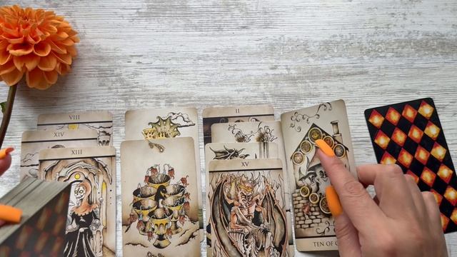 Скучает ли бывший? 5 вариантов! Таро расклад