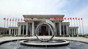 Садыр Жапаров проверил готовность конгресс-холла «Ырыс Ордо»