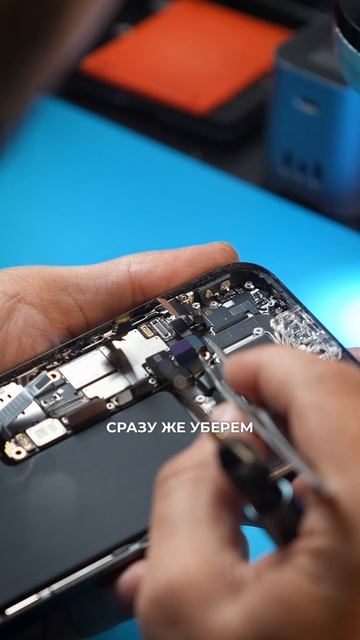 Разборка ROG Phone: как ASUS соединяет периферию с материнской платой