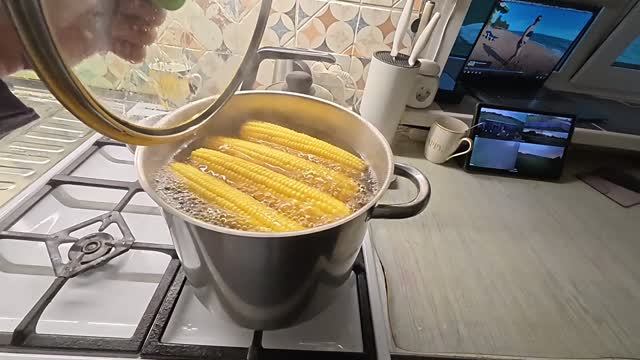 МУЖ НЕ НА ШУТКУ ИСПУГАЛСЯ. НЕ ЗНАЛ ЧТО ДЕЛАТЬ И КУДА БЕЖАТЬ!