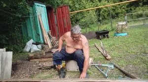 Жизнь в Деревне: Работаю без перерыва ! Жена в городе... Приехала офигела.