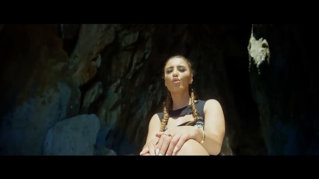 Genta Ismajli - Dy Dashni (Official Video)