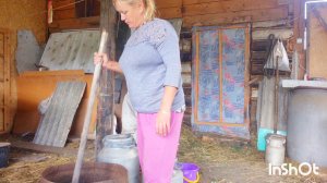 ПРЯЧУ ОГУРЦЫ ОТ МУЖА,ХОДИТ В ДРЯВЫХ ШТАНАХ,НЕТ НЕТ НИ ДЕНЕГ НИ ВРЕМЕНИ,ЯДРЕНЫЕ ОГУРЧИКИ