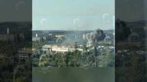 Удар БПЛА-камикадзе «Герань» по ТРК «Солнечная Галерея» в Кривом Роге 💥🇷🇺👊