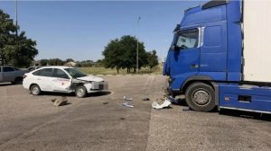 Аварии и ДТП НА ДОРОГАХ — не уступил и получил подборка на видео регистратор