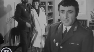 Неизвестный исполнитель - Песня инспектора Томина (А мимо окон - тени на снегу