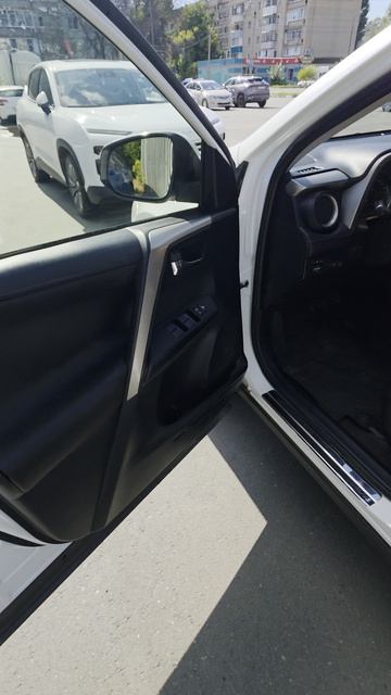RAV 4 дизель АКПП 4×4