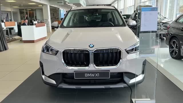 BMW X1 2026 - Визуальный осмотр автомобиля .