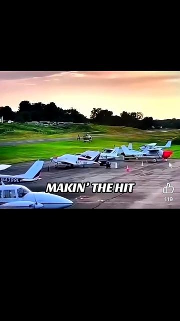 19.08.26 в Пенсильвании самолёт Cessna 150 столкнулся с вертолётом Bell 407 полиции штата.