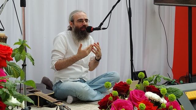 Лекция Амбиции и успех в мире - помощники на пути дхармы.