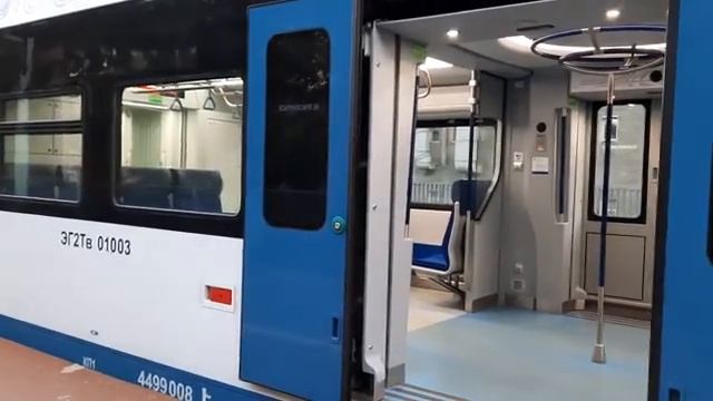 Электропоезд- ЭГ2Тв-010 сообщением Подольск-Нахабино D2