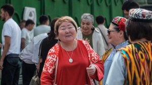 Развлекательные программы около избирательных участков представлены в Казахстане