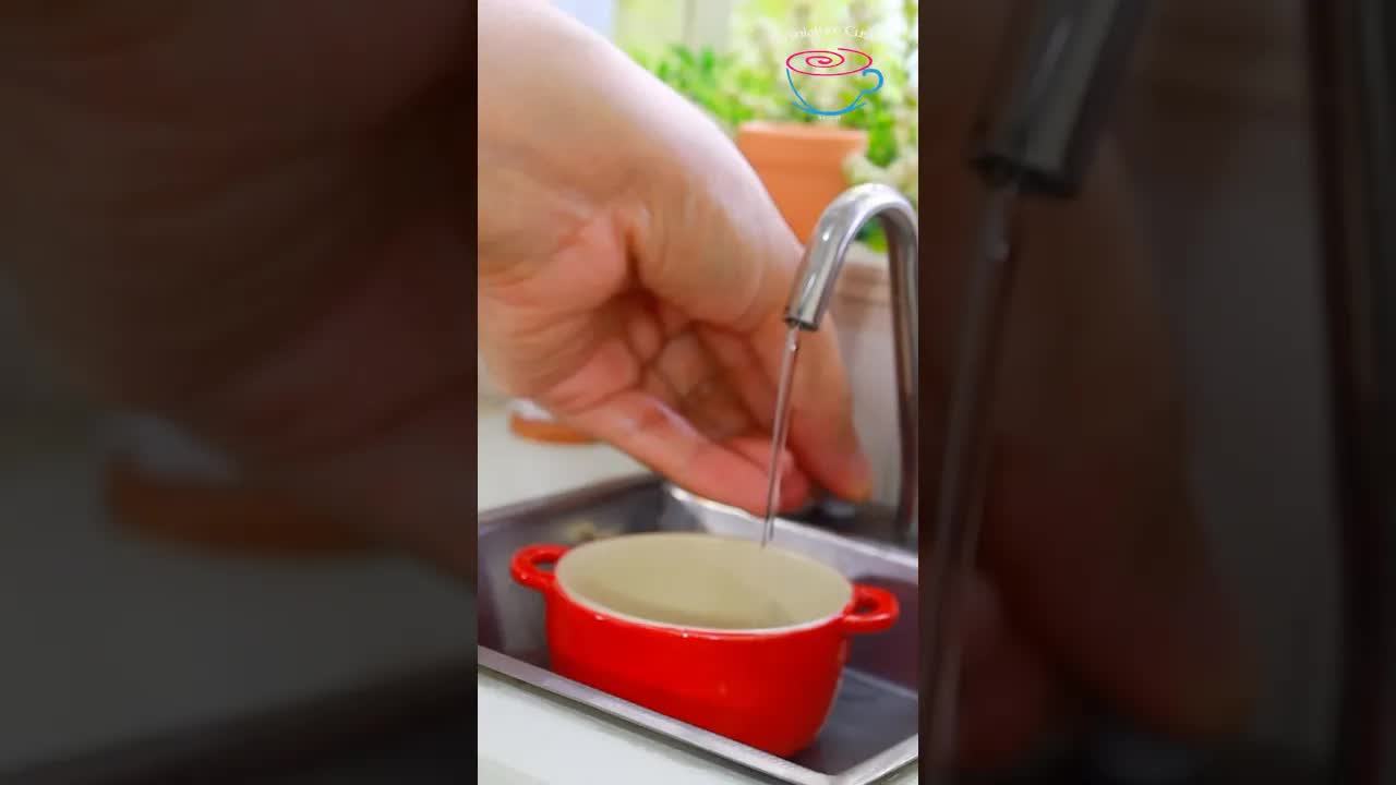 Готовка настоящей еды из игрушечных продуктов