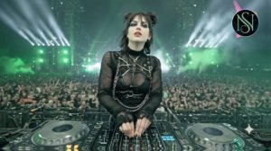 Lost in the Signal Deep Dark House for Intense Focus