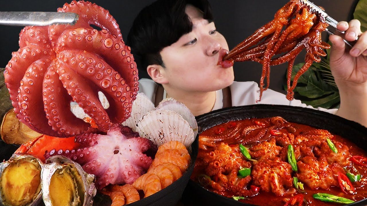 МУКБАНГ — Гребешки, осьминог, креветки, морское ушко и суп из морепродуктов