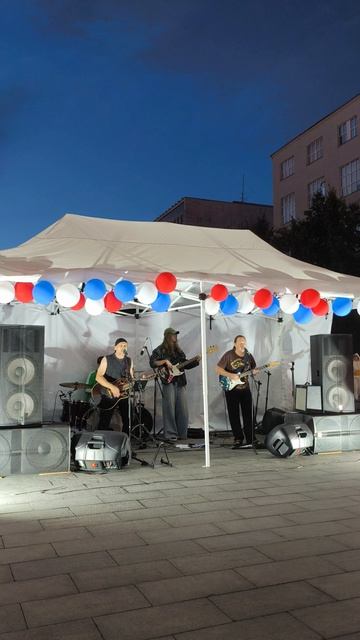 21.08.2026 провели концерт ко дню флага Российской Федерации