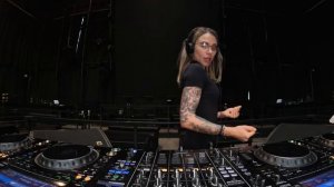 GUZOVA Podcast 31 4k _ Melodic Techno DJ Set 2026 _ Live Mix [Techno • Melodic Techno].mp4